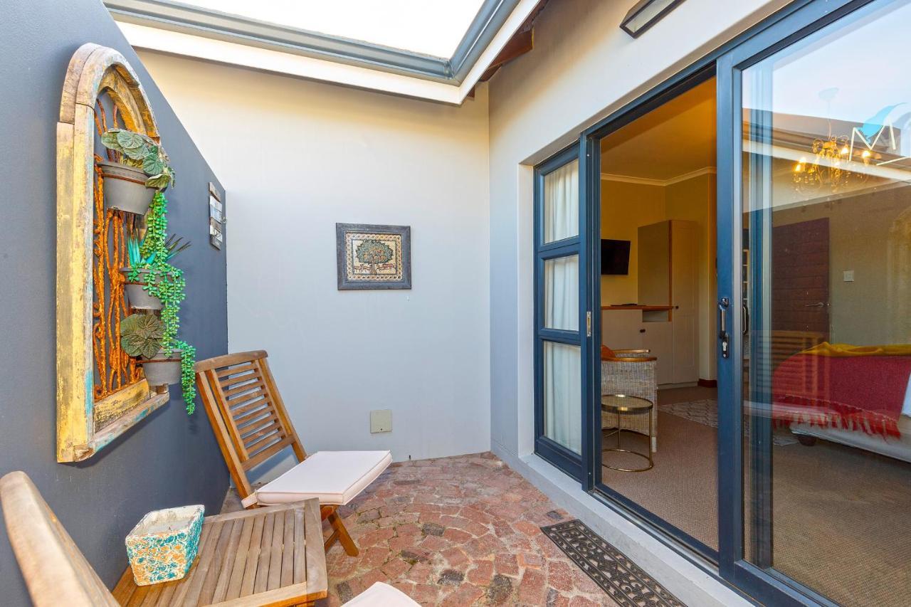 Le Mahi Guest House Langebaan Exterior foto